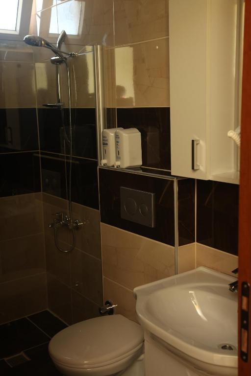 Otel Guenduez Antalya Exterior foto