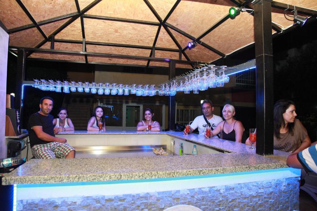 Otel Guenduez Antalya Exterior foto
