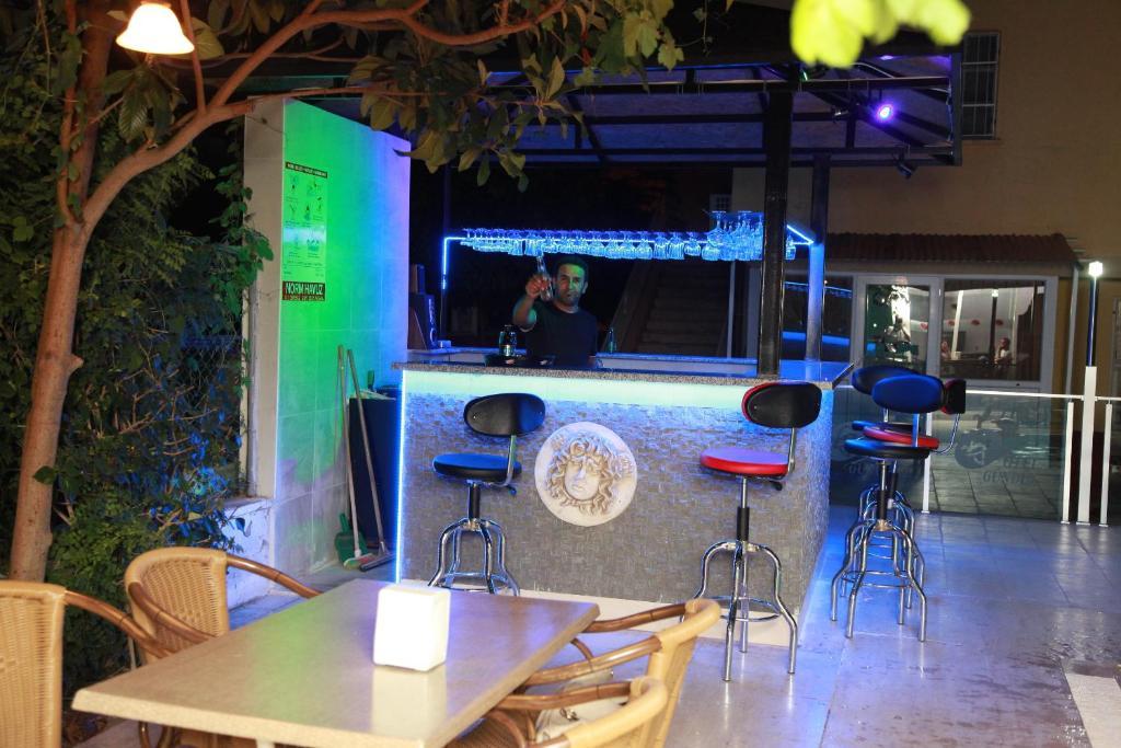 Otel Guenduez Antalya Exterior foto